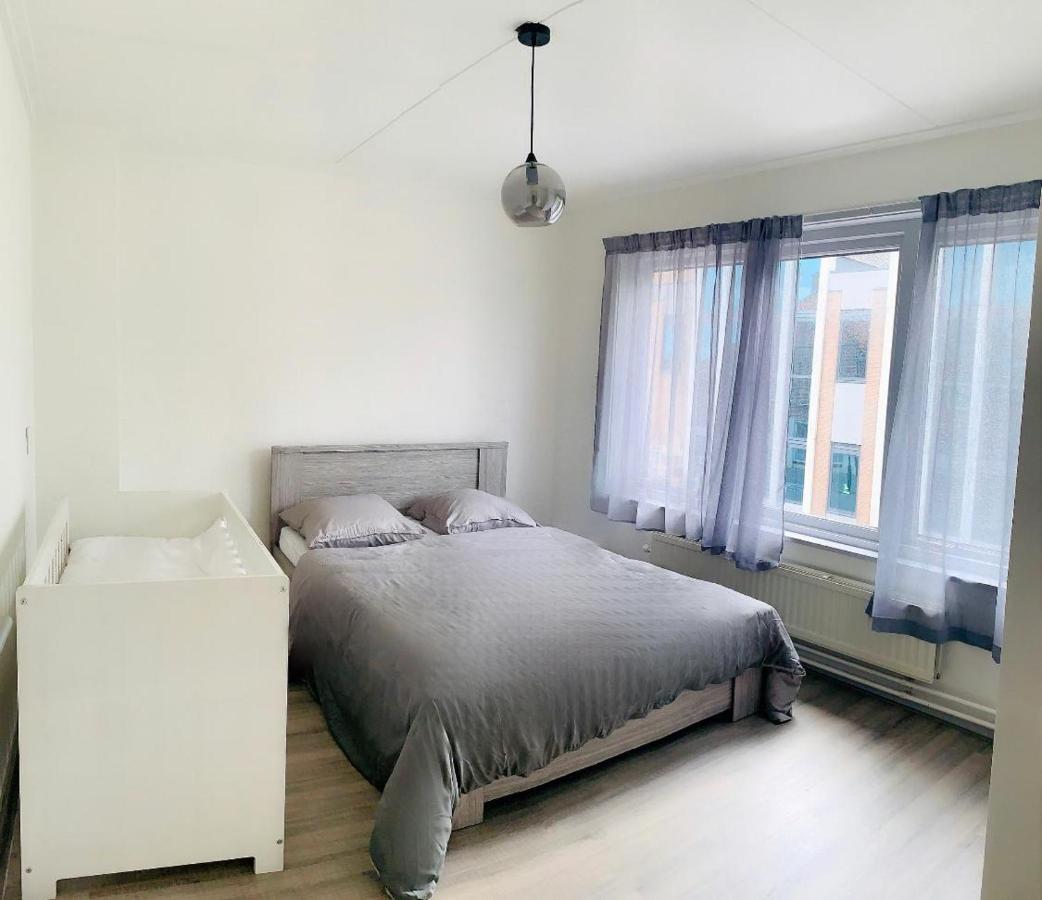 Ferienwohnung Cosy House In The Heart Of The Center! Oostburg Exterior foto